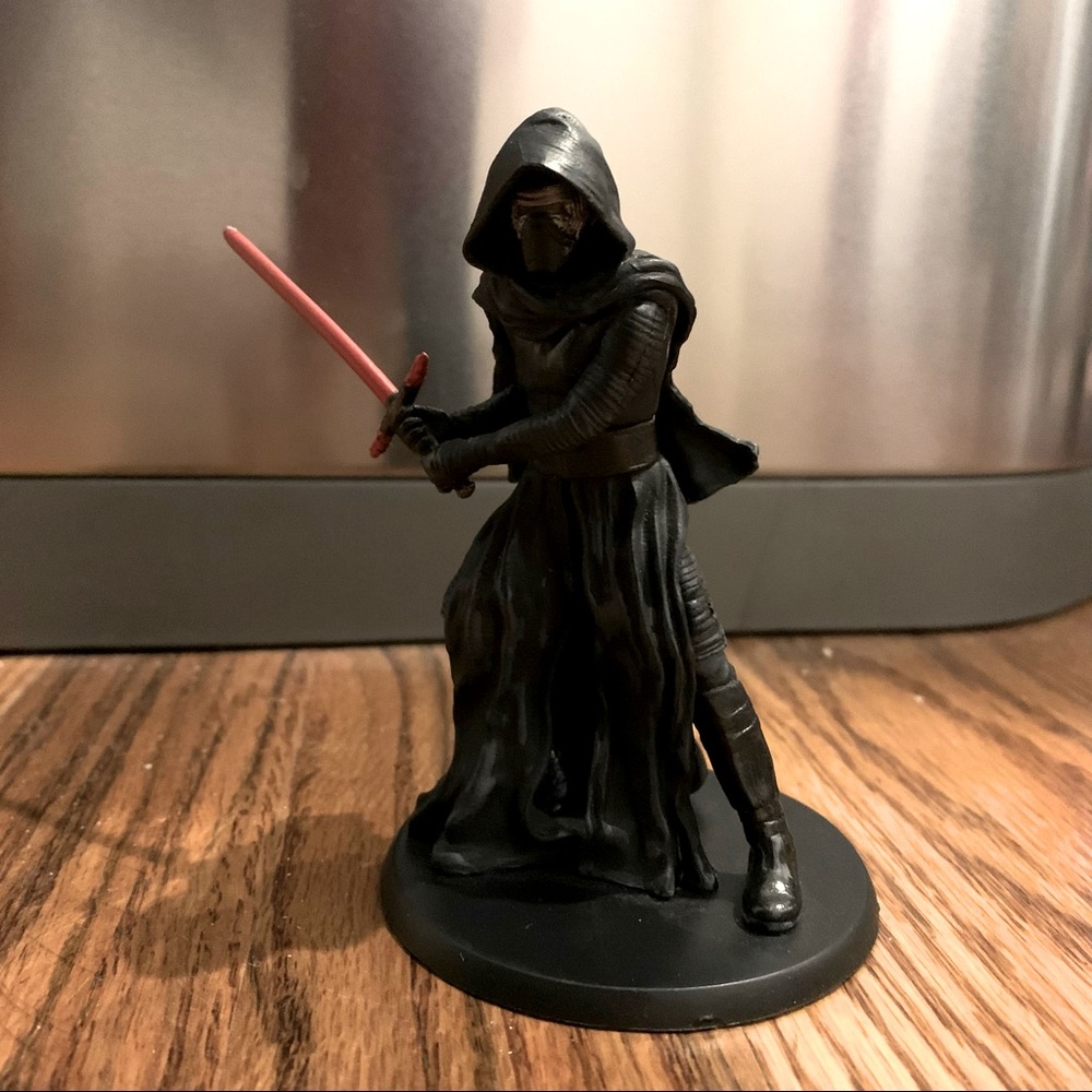 Kyle Ren figure Star Wars